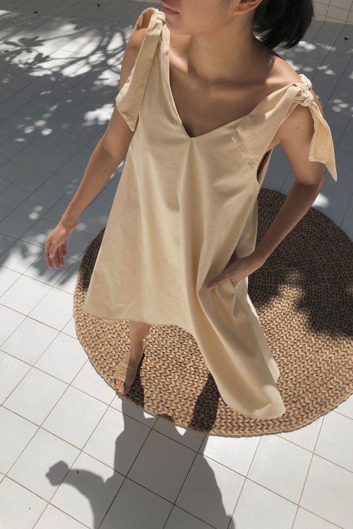 Lolita Dress / Light Oat
