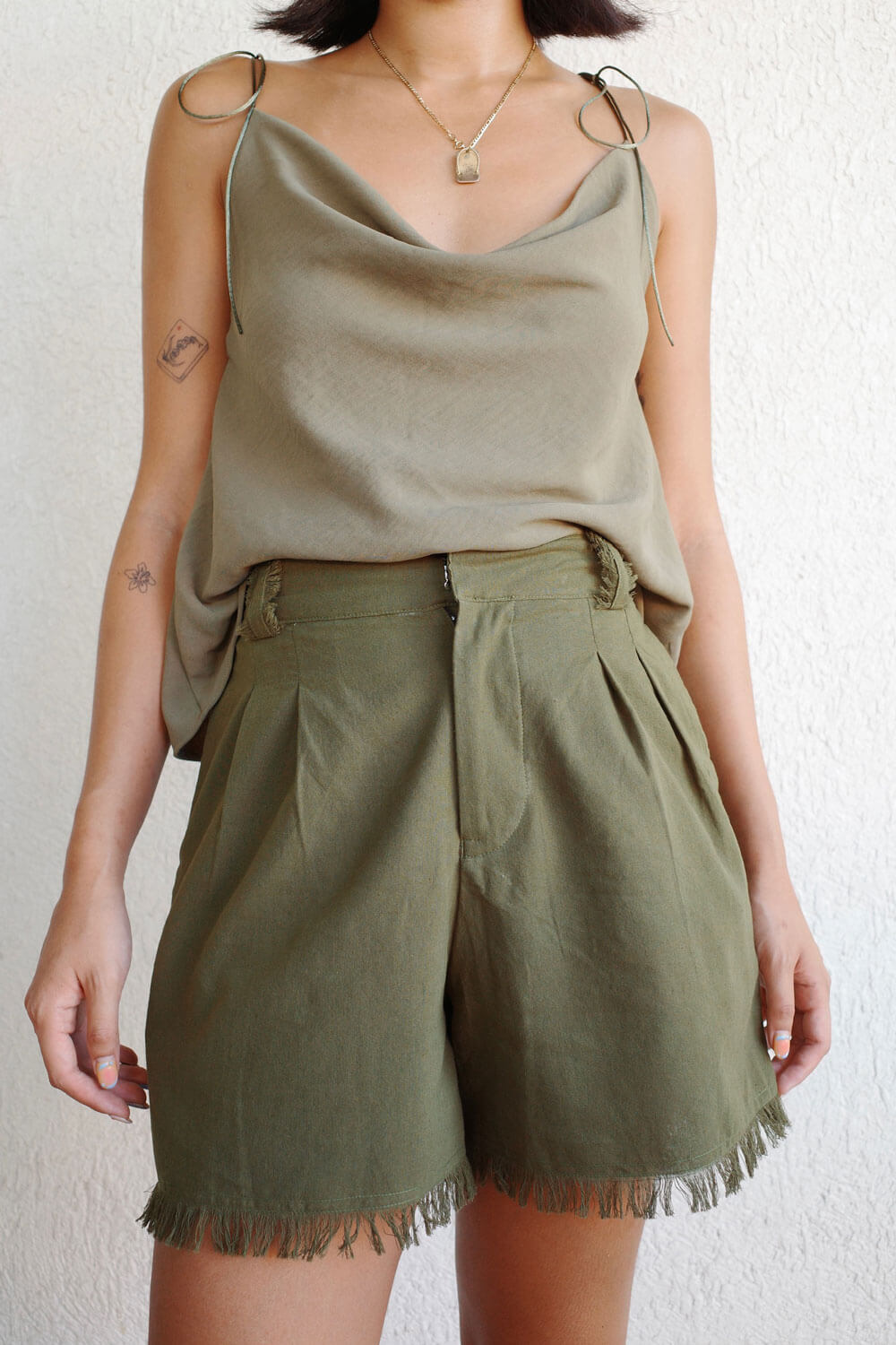 Leila Regular Short / Dark Olive